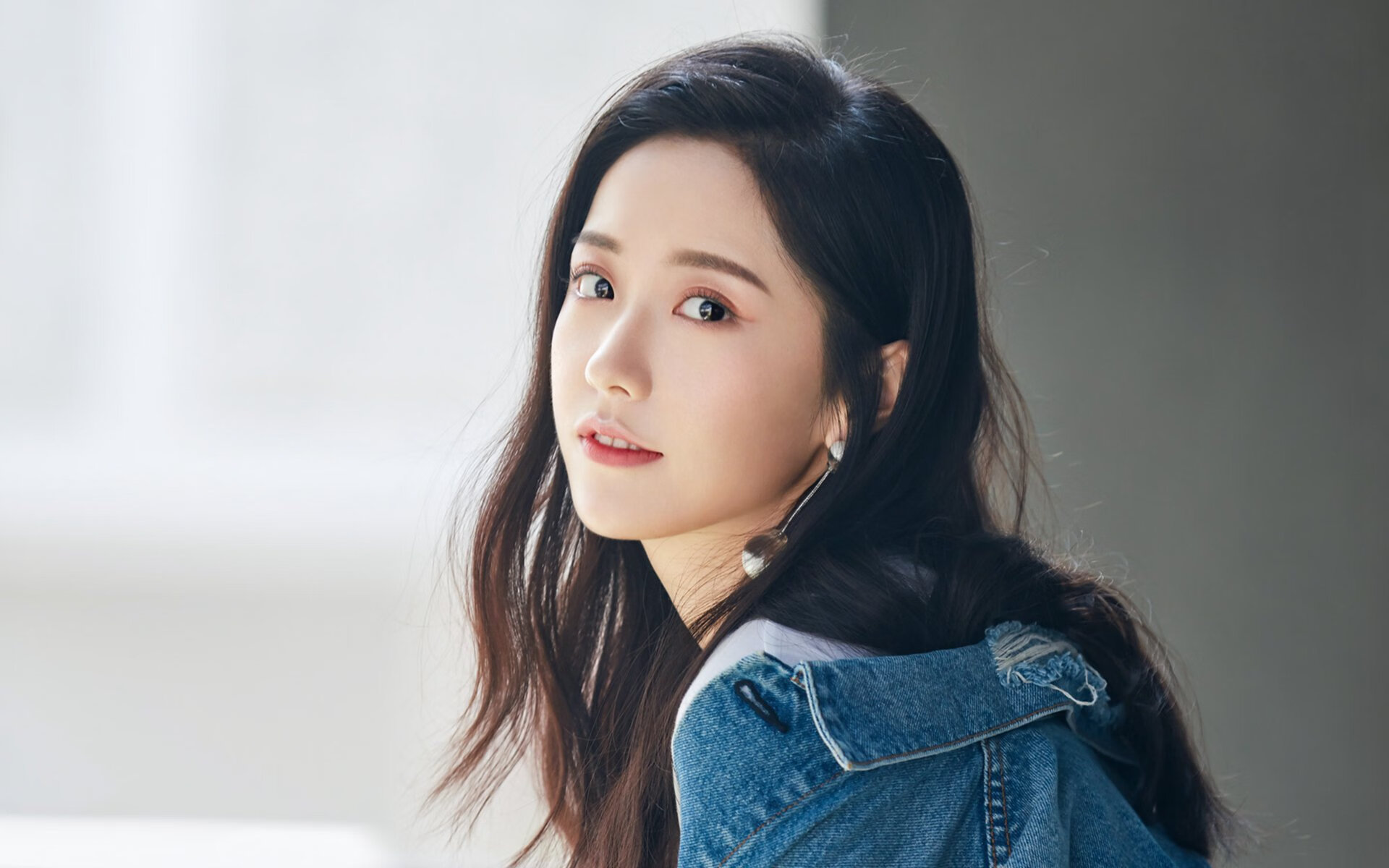 阿斯顿维拉主帅赛前表态强调团结，球队备战信心十足，阿斯顿维拉阵型