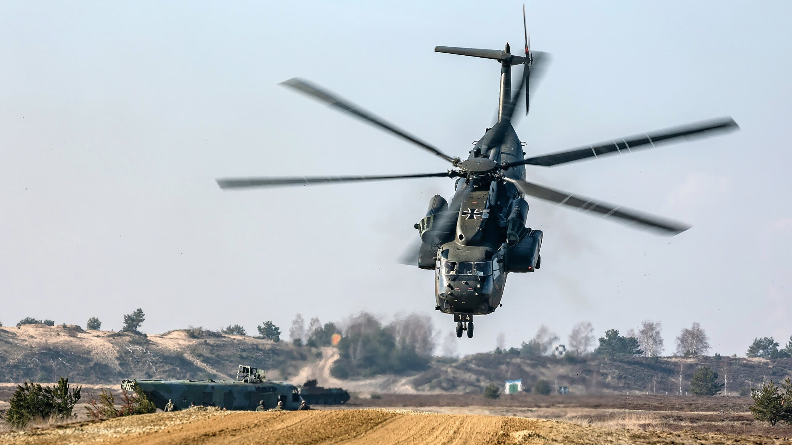 马赛成功逆转国际米兰，创造奇迹，马赛主场球迷